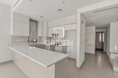 Vila u Dubai Hills Estate, Dubai, UAE 5 spavaćih soba, 285.4 m2 Br. 762471 - fotografija 15