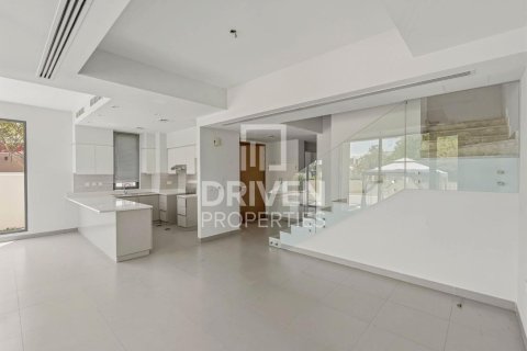 Villa i Dubai Hills Estate, Dubai, UAE 5 soveværelser, 285.4 kvm № 762471