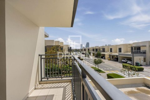 Vila u Dubai Hills Estate, Dubai, UAE 5 spavaćih soba, 285.4 m2 Br. 762471 - fotografija 24