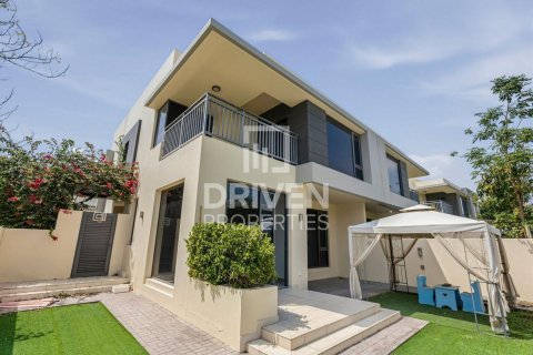 Vila u Dubai Hills Estate, Dubai, UAE 5 spavaćih soba, 285.4 m2 Br. 762471 - fotografija 19