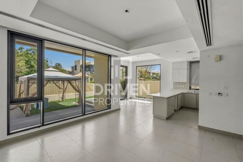 Vila u Dubai Hills Estate, Dubai, UAE 5 spavaćih soba, 285.4 m2 Br. 762471 - fotografija 3