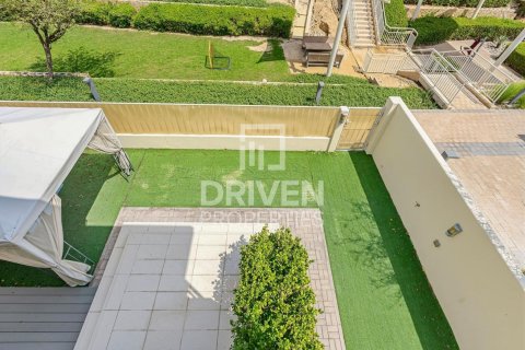 Vila u Dubai Hills Estate, Dubai, UAE 5 spavaćih soba, 285.4 m2 Br. 762471 - fotografija 22