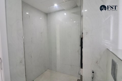 Apartment in Jumeirah Lake Towers, Dubai, UAE 1 bedroom, 63.4 sq.m. № 563636 - photo 13