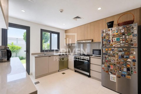 Kaupunkipientalo Dubai South (Dubai World Central), Dubai, Arabiemiraatit 2 makuuhuonetta, 128.95 m2 № 741788 - kuva 5