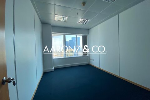 Kancelarija u Sheikh Zayed Road, Dubai, UAE 186 m2 Br. 680095 - fotografija 6