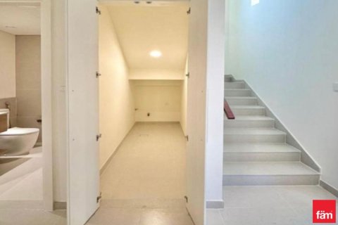 Villa itt: Dubai, EAE, 3 hálószoba, 152.1 m², azonosító: 648012 - fénykép 5