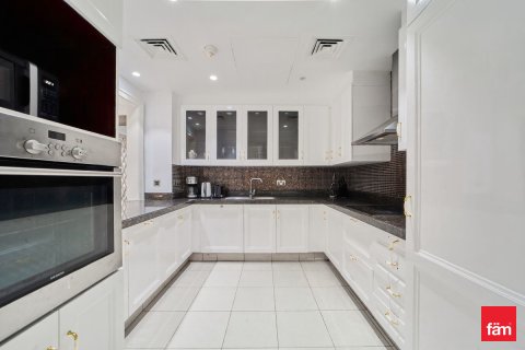 Apartemen di Old Town, Dubai, UEA 2 kamar tidur, 129.5 m2 nomor 648008 - foto 11