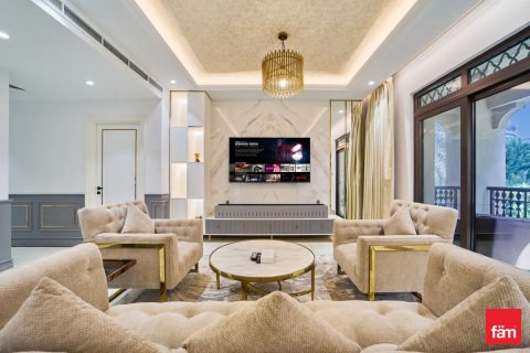 Apartemen di Old Town, Dubai, UEA 2 kamar tidur, 129.5 m2 nomor 648008 - foto 3