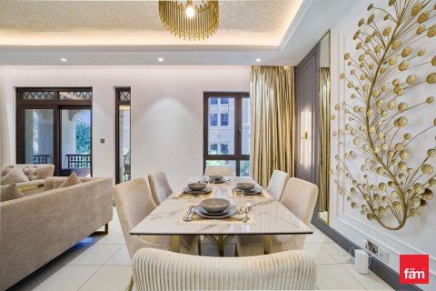 Apartemen di Old Town, Dubai, UEA 2 kamar tidur, 129.5 m2 nomor 648008 - foto 4
