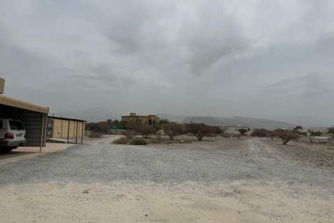 Föld itt: Seih Al Uraibi, Ras Al Khaimah, EAE, 1858 m², azonosító: 730723 - fénykép 5