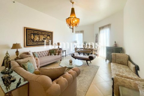 Apartament në Barsha Heights (Tecom), Dubai, Emiratet e Bashkuara Arabe 2 dhoma gjumi, 120.77390000 m2. № 751371 - Foto 16