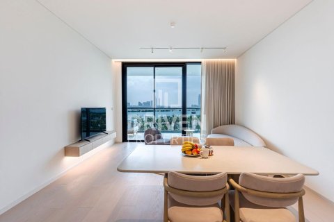 Lägenhet till försäljning i Al Jaddaf, Dubai, UAE 2 sovrum, 124.95 kvm Nr. 755611 - fotografi 2