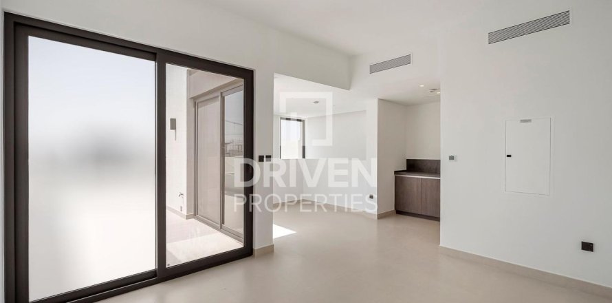 Tilal Al Ghaf, Dubai, UAE의 타운하우스 침실 4개, 219제곱미터 번호 655404