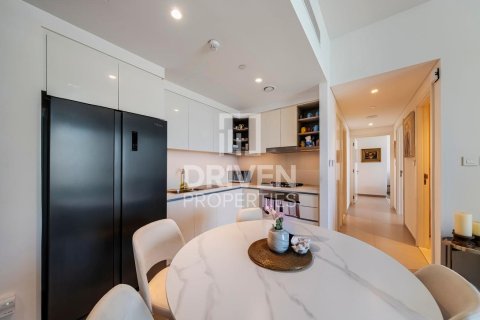 Зняти в оренду квартиру в Даунтаун Дубай (Даунтаун Бурдж Дубай), Дубай, ОАЕ 2 спальні, 109м2, № 655405 - фото 2