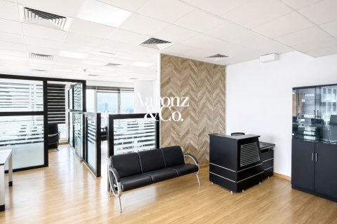 Bureau à louer à Business Bay, Dubai, EAU 87 m2 № 739401 - photo 8
