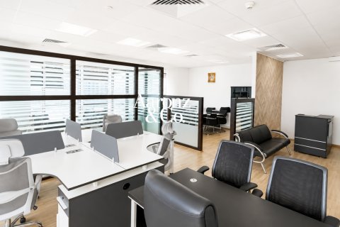Bureau à louer à Business Bay, Dubai, EAU 87 m2 № 739401 - photo 2