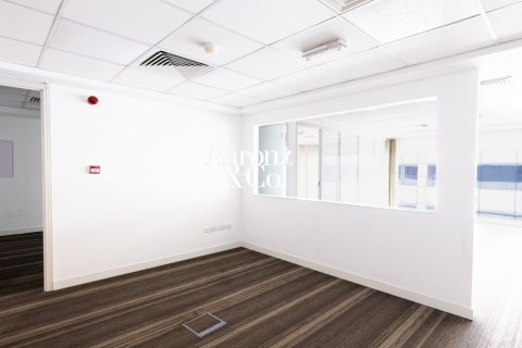 Bureau à louer à Al Quoz, Dubai, EAU 104 m2 № 739398 - photo 2