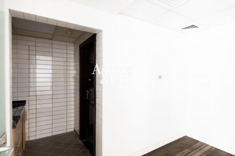 Bureau à louer à Al Quoz, Dubai, EAU 104 m2 № 739398 - photo 13
