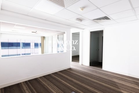 Bureau à louer à Al Quoz, Dubai, EAU 104 m2 № 739398 - photo 1