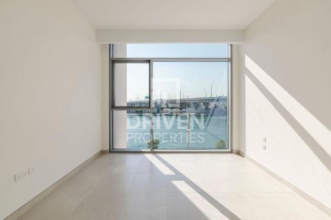 Apartment in Al Wasl, Dubai, UAE 2 bedrooms, 123.56 sq.m. № 756176 - photo 4