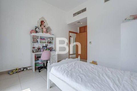 Vila v Nadd Al Sheba, Dubai, SAE 4 spálne, 468 m2 č. 642698 - Fotografia 19