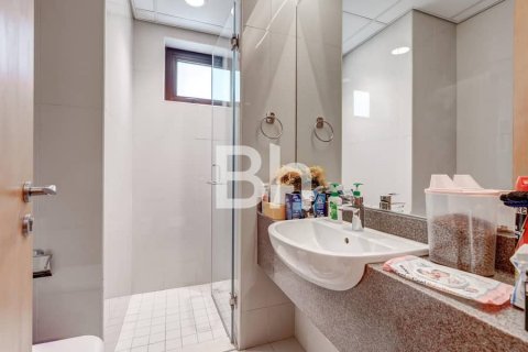 Vila v Nadd Al Sheba, Dubai, SAE 4 spálne, 468 m2 č. 642698 - Fotografia 10