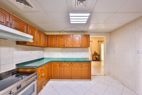 Abu Dhabi, BAE’de satılık вилла 2 yatak odası, 172 m&sup2; No 662948 - fotoğraf 10