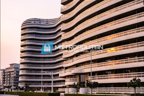 Appartement te koop in Saadiyat Island, Abu Dhabi, VAE 1 slaapkamer, 104 vr.m., nr 689628 - foto 9