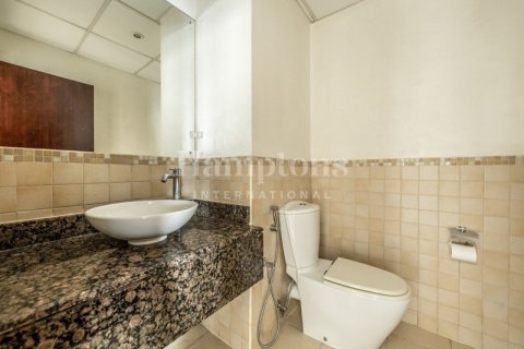 Apartman u gradu Jumeirah Beach Residence, Dubai, UAE 2 spavaće sobe, 129.29960831 m2 Br. 662529 - Slika 7