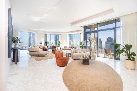Apartament de închiriat în Downtown Dubai (Downtown Burj Dubai), Dubai, EAU 4 dormitoare, 492.39983545 mp. №662527 - poză 13