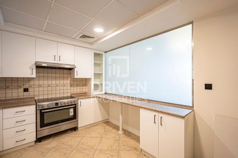 شقة للبيع في Motor City، دبي، الإمارات العربية المتحدة 3 غرفة نوم ، 231 متر مربع ، رقم 682943 - صورة 7