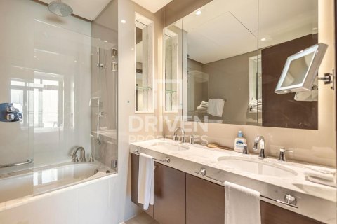 Apartemen di Downtown Dubai (Downtown Burj Dubai), Dubai, UEA 1 kamar tidur, 79 m2 nomor 682647 - foto 9