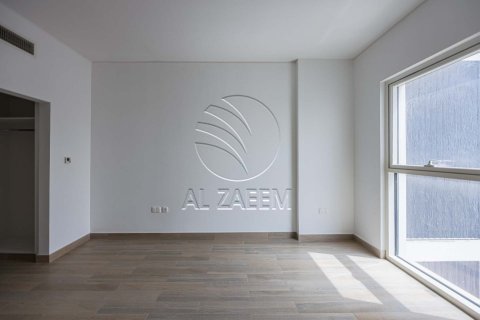 Apartament de închiriat în Yas Island, Abu Dhabi, EAU 3 dormitoare, 140 mp.  №725709 - poză 2