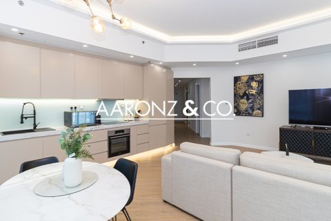 Lakás itt: Dubai Marina, EAE, 2 hálószoba, 111 m², azonosító: 685643 - fénykép 3