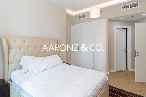 Lakás itt: Dubai Marina, EAE, 2 hálószoba, 111 m², azonosító: 685643 - fénykép 8