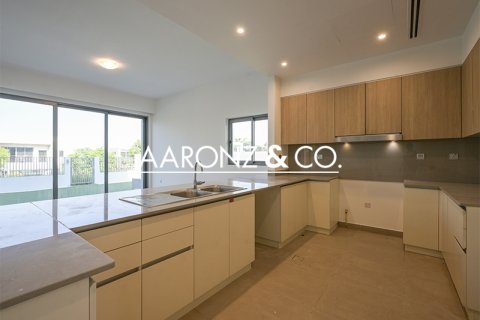 Dubai Hills Estate, Dubai, संयुक्त अरब अमीरात में विला, 5 बेडरूम, 577 वर्ग मीटर, संख्या 685642 - फ़ोटो 18