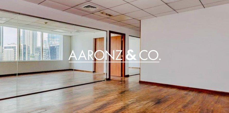 Oficiu în Business Bay, Dubai, EAU 129 mp.  №685646