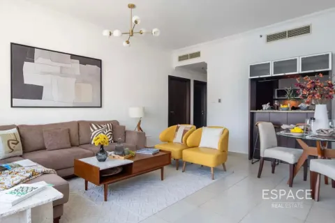 Apartament në Dubai Marina, Dubai, Emiratet e Bashkuara Arabe 1 dhomë gjumi, 72 m2. № 738191