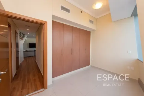 Apartament do wynajęcia w Dubai Marina, Dubai, ZEA 5 sypialnie, 269 mkw., nr 738190 - zdjęcie 8