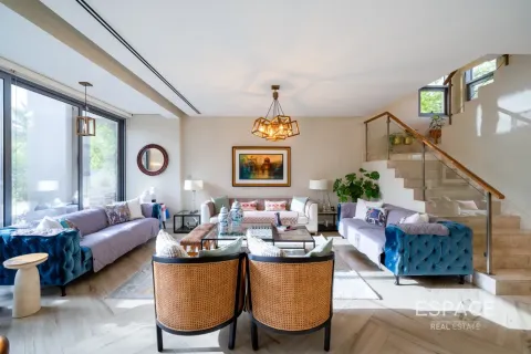 Dubai Hills Estate, UAE의 판매용 빌라 침실 5개, 418제곱미터 번호 737878 - 사진 6