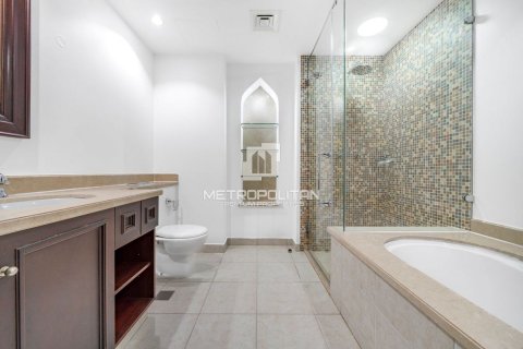 Lakás itt: Old Town, Dubai, EAE, 2 hálószoba, 141 m², azonosító: 664039 - fénykép 16