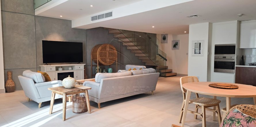 Apartment i Abu Dhabi, UAE 1 soveværelse, 136 kvm № 662840