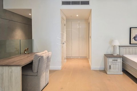 Apartment til leje i Abu Dhabi, UAE 1 soveværelse, 136 kvm № 662840 - foto 11