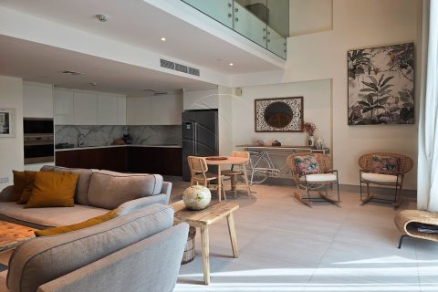 Apartment til leje i Abu Dhabi, UAE 1 soveværelse, 136 kvm № 662840 - foto 3