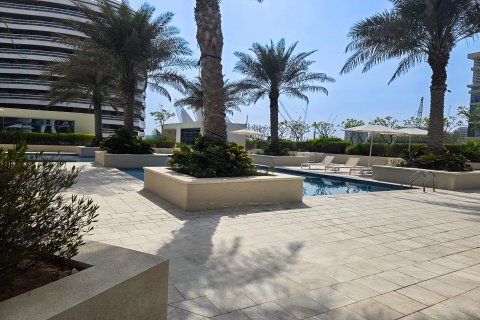 Apartment til leje i Abu Dhabi, UAE 1 soveværelse, 136 kvm № 662840 - foto 18