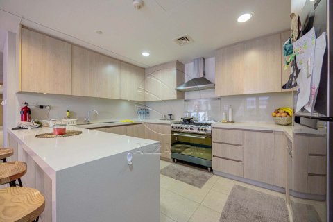 Appartamento in vendita a Al Raha Beach, Abu Dhabi, EAU 4 camere da letto, 277 mq. № 662839 - foto 6