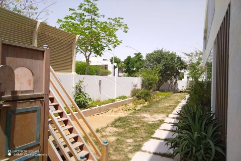 Yas Island、Abu Dhabi、UAE にあるヴィラ販売中 5ベッドルーム、568 m2、No662842 - 写真 3