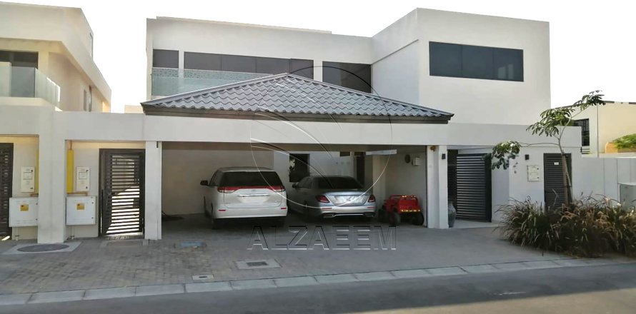 Yas Island、Abu Dhabi、UAEにあるヴィラ 5ベッドルーム、568 m2 No662842