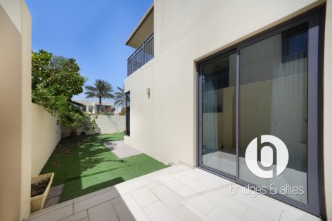 Vilë në Dubai Hills Estate, Emiratet e Bashkuara Arabe 4 dhoma gjumi, 229 m2. № 758116 - Foto 3