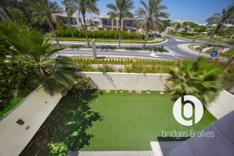 Vilë në Dubai Hills Estate, Emiratet e Bashkuara Arabe 4 dhoma gjumi, 229 m2. № 758116 - Foto 14